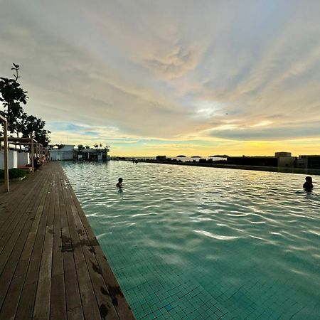Sa Sutera Avenue Homestay Opposite Imago Kk Kota Kinabalu Buitenkant foto
