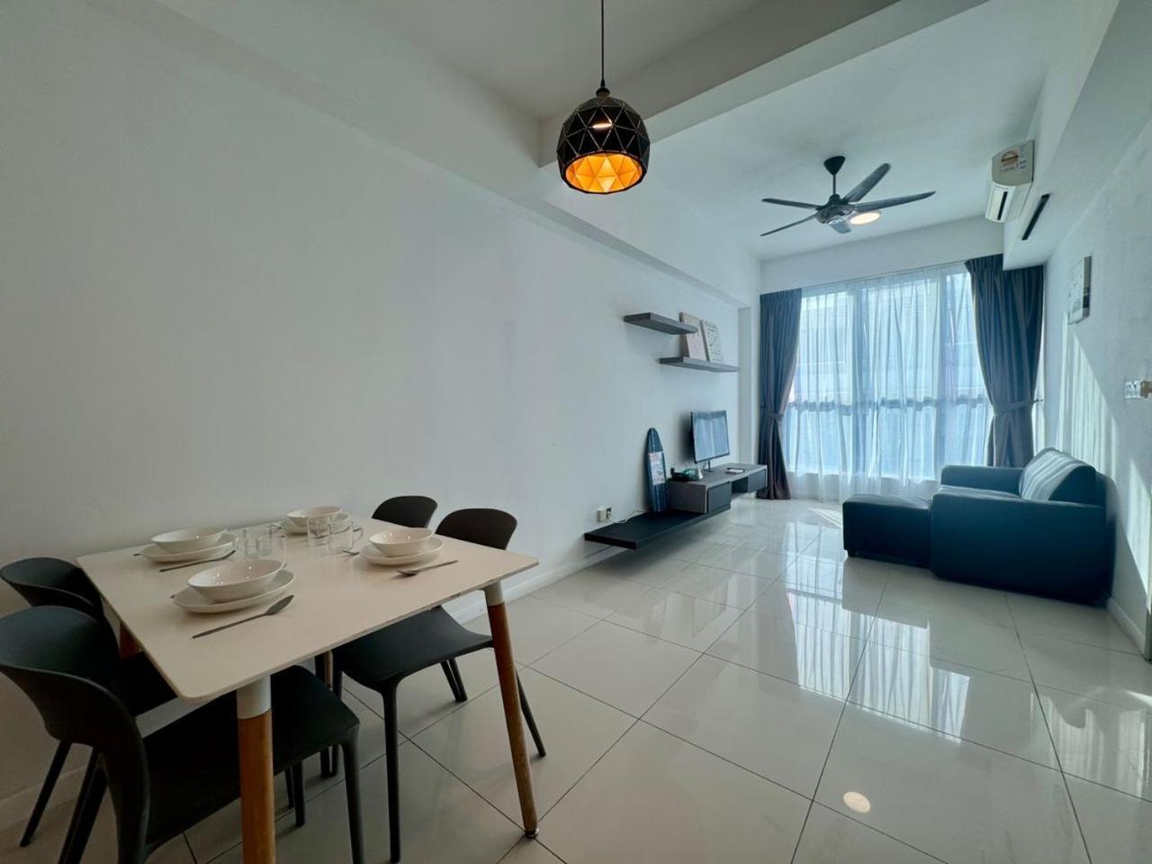 Sa Sutera Avenue Homestay Opposite Imago Kk Kota Kinabalu Buitenkant foto