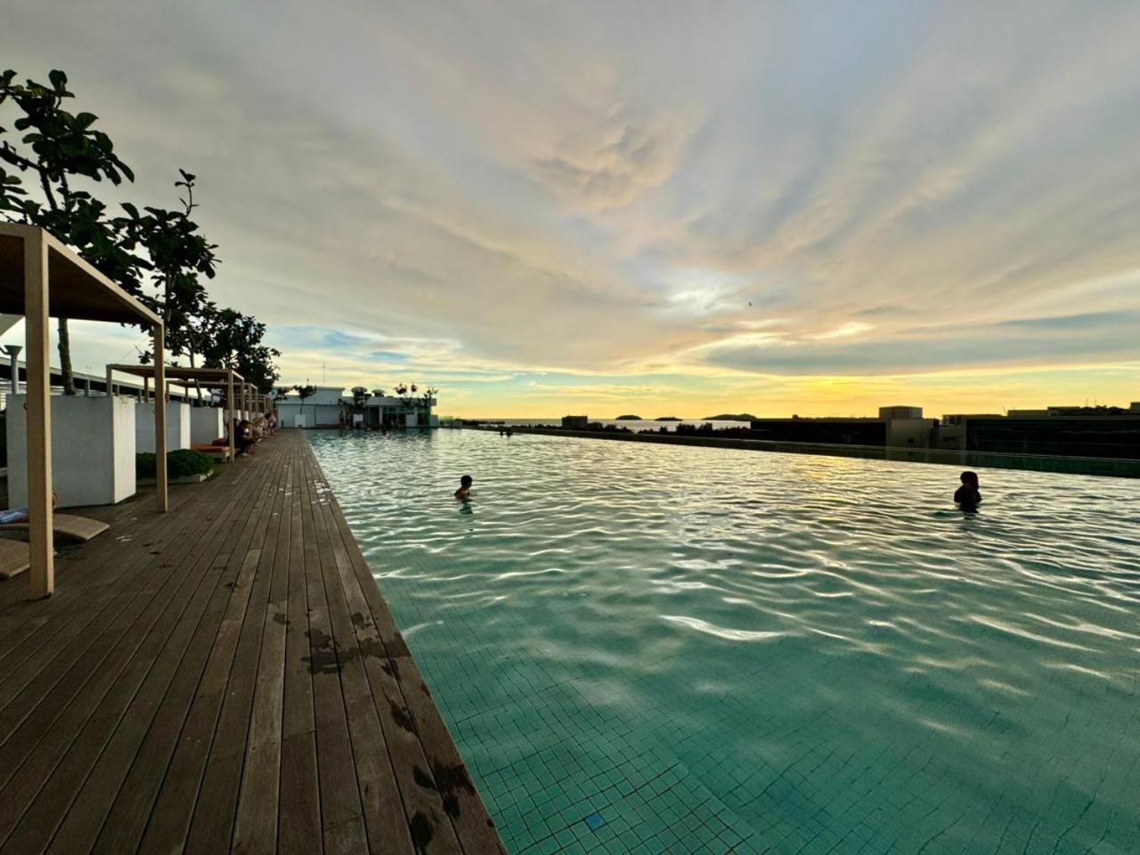 Sa Sutera Avenue Homestay Opposite Imago Kk Kota Kinabalu Buitenkant foto